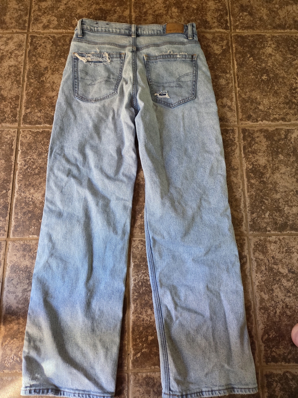 Light Wash American Eagle Distressed Jeans Size 0